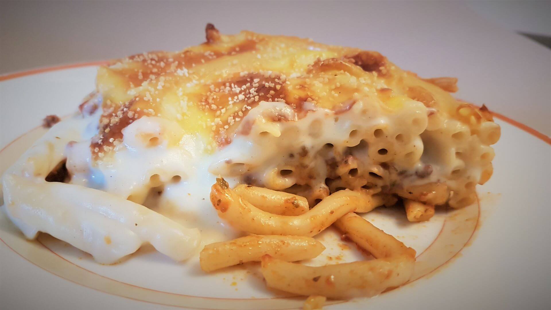 pastitsio is a greek pasta dish